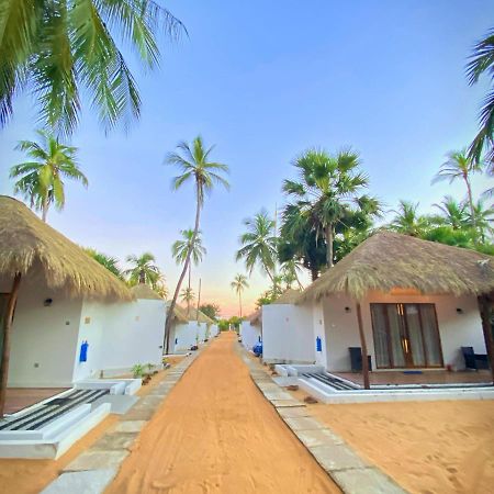 The Blue Lagoon Resort Kalpitiya Eksteriør billede