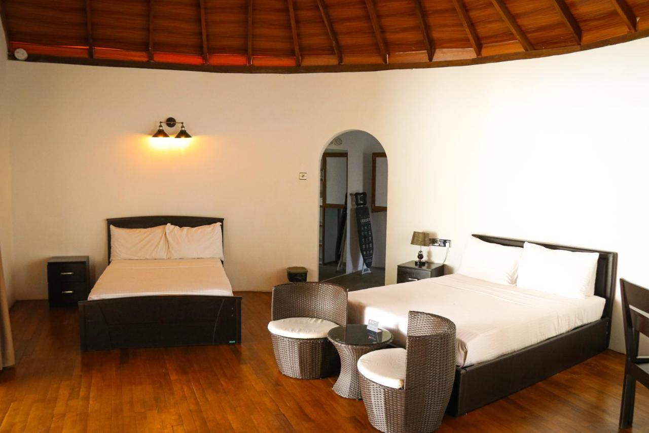 The Blue Lagoon Resort Kalpitiya Eksteriør billede