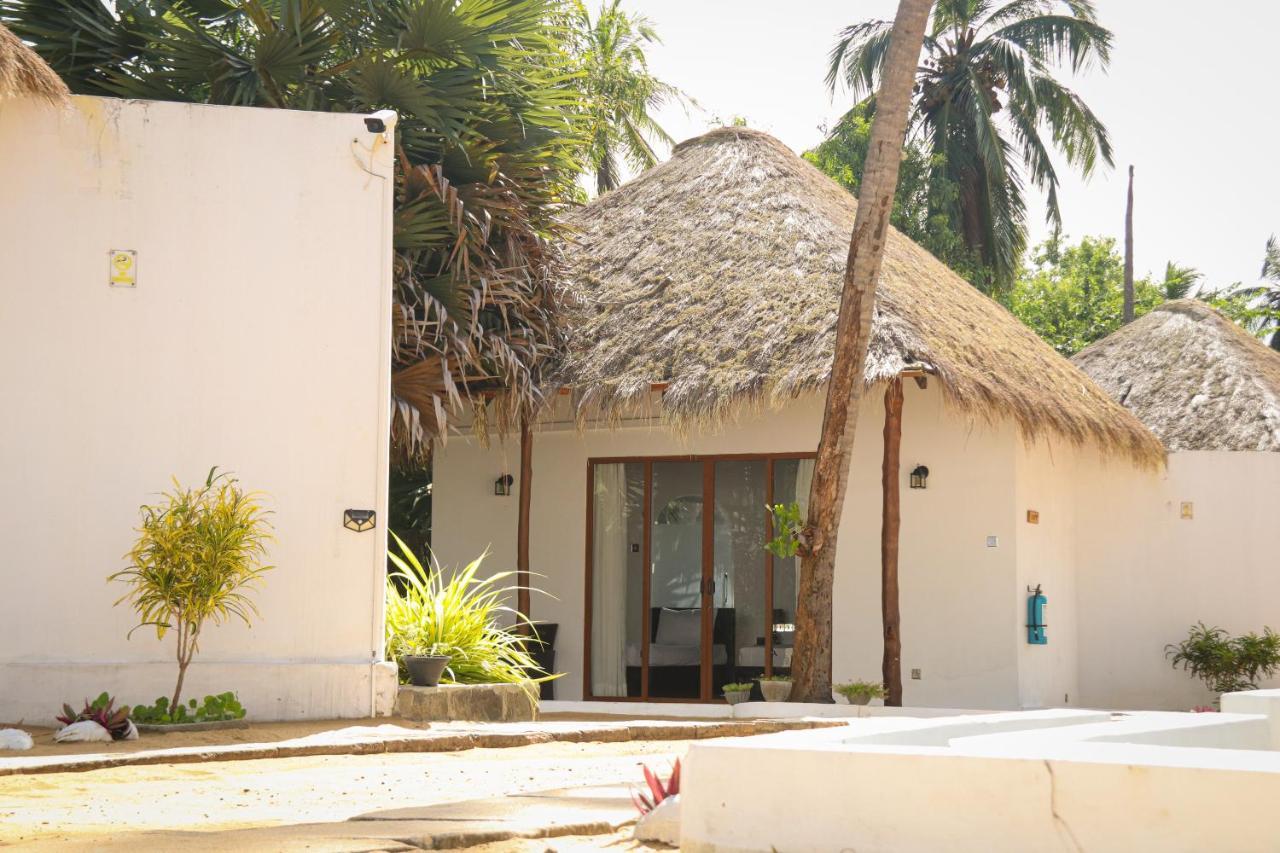 The Blue Lagoon Resort Kalpitiya Eksteriør billede