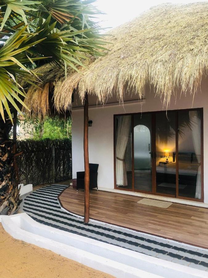 The Blue Lagoon Resort Kalpitiya Eksteriør billede