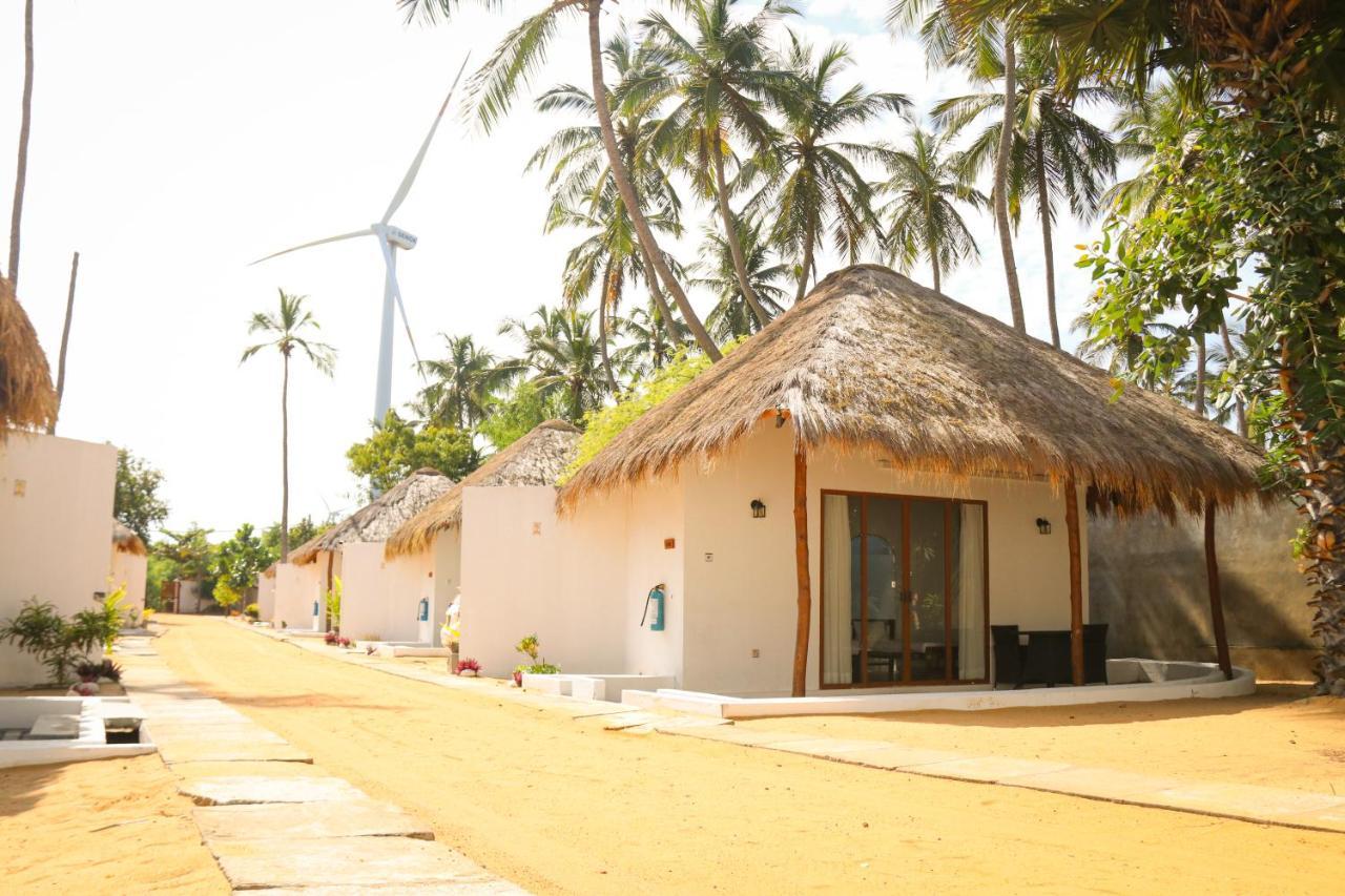 The Blue Lagoon Resort Kalpitiya Eksteriør billede